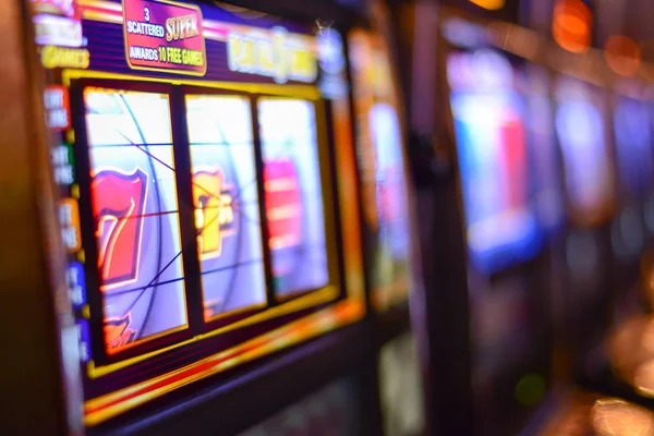Game mechanics overview Slot game interactive mechanics explanation